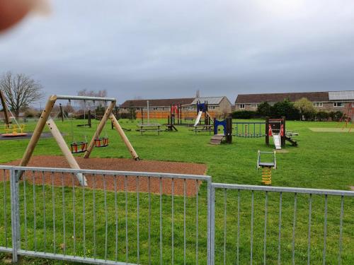 New Kiddies Swing
